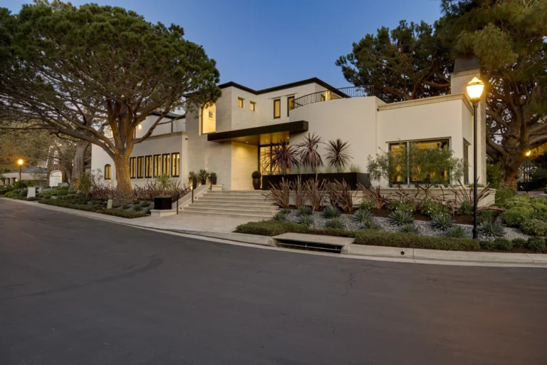 Exterior Angled View